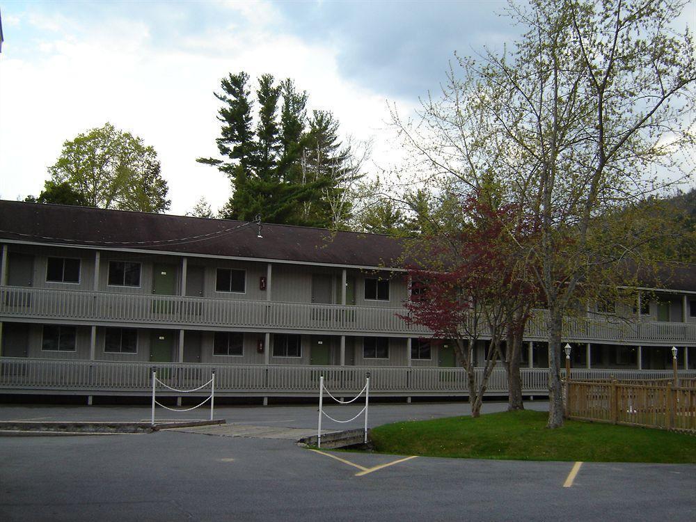 Lake George Suites Luaran gambar