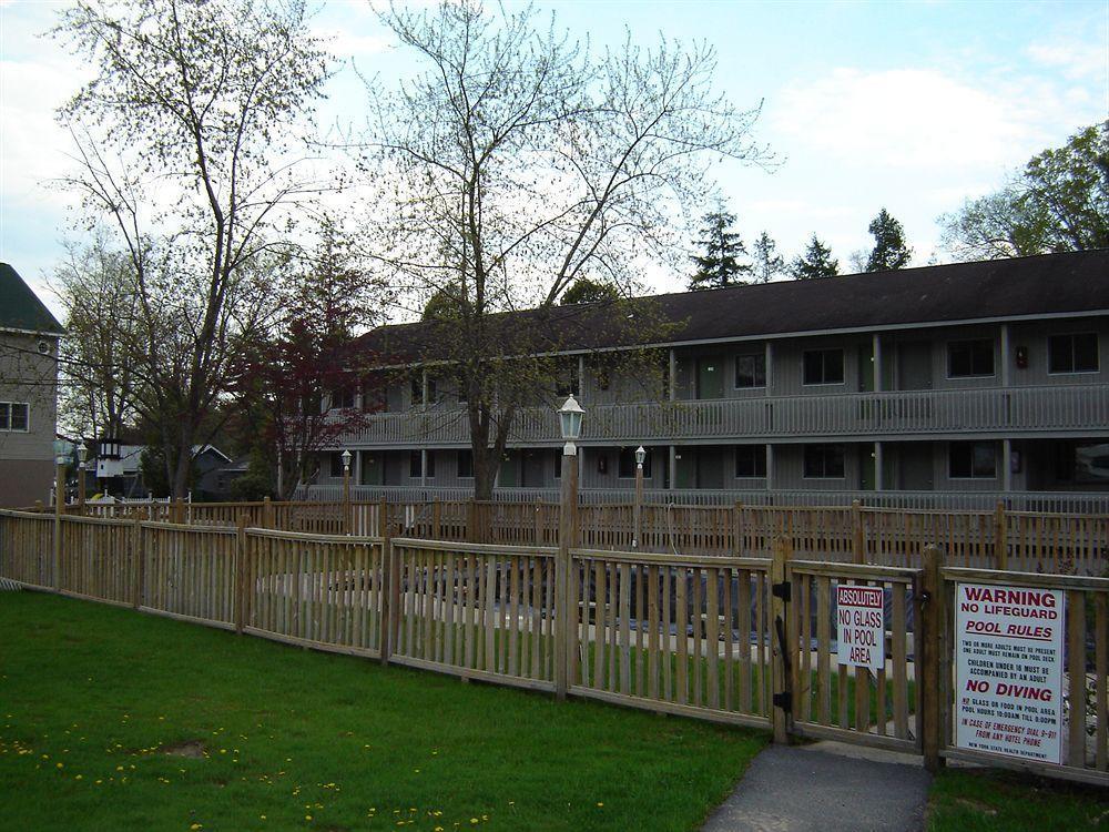 Lake George Suites Luaran gambar
